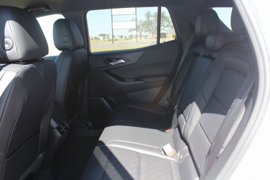 2026 Chevrolet Equinox LT photo 9