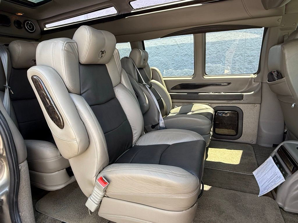 2020 Gmc Savana photo 34