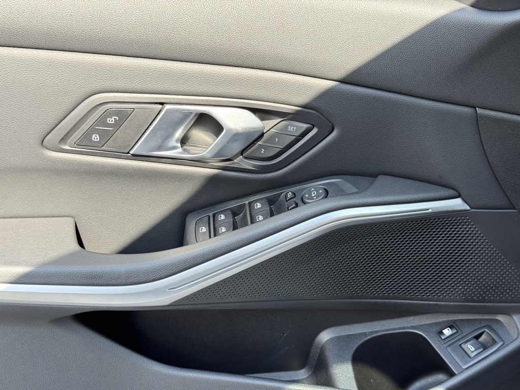 2024 Bmw 330e xDrive photo 16