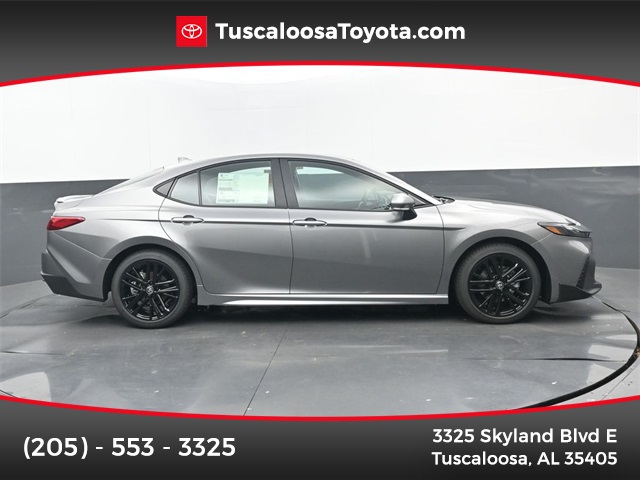 2026 Toyota Camry SE's photo