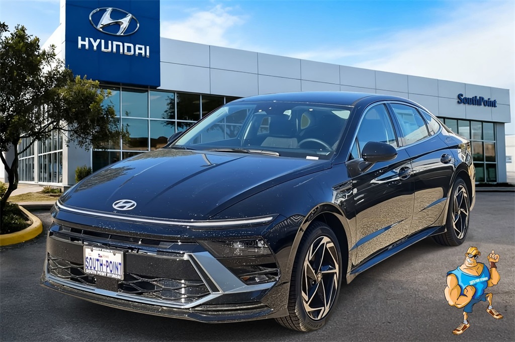2026 Hyundai Sonata SEL's photo