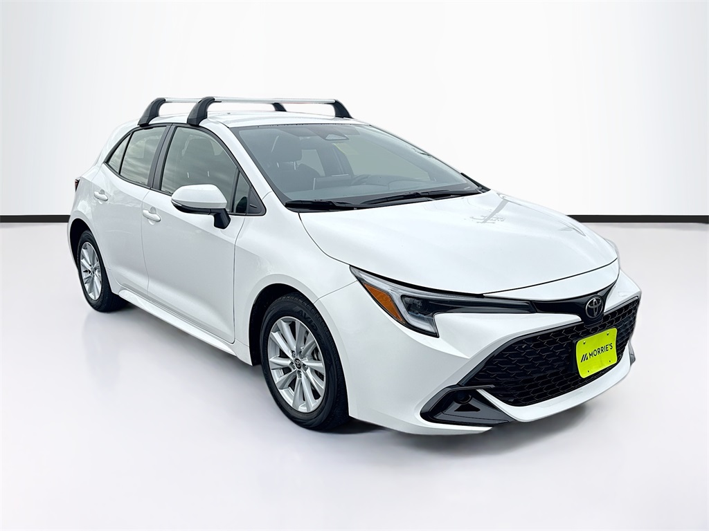 2023 Toyota Corolla SE photo 3