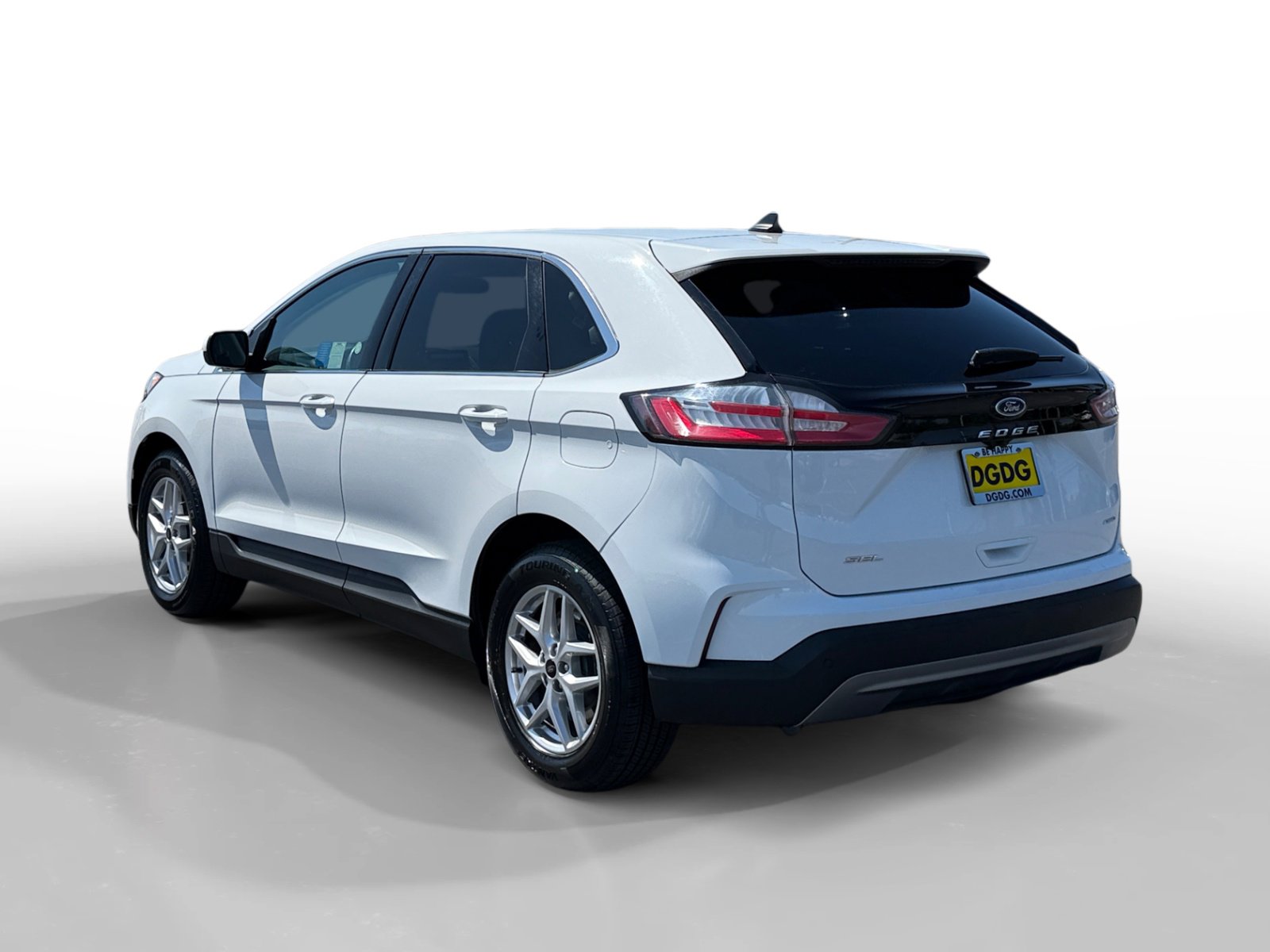 2024 Ford Edge SEL photo 3