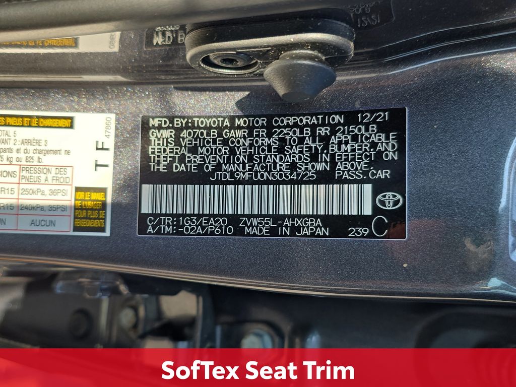 2022 Toyota Prius XLE AWD-e photo 33
