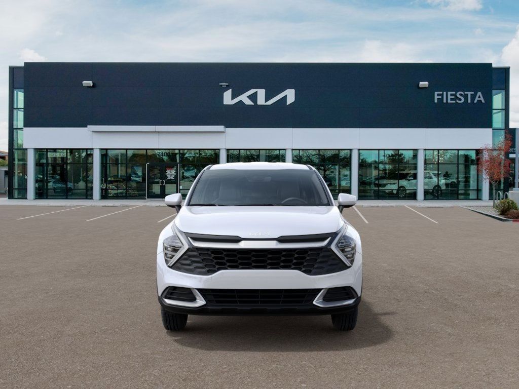 2025 Kia Sportage LX photo 3