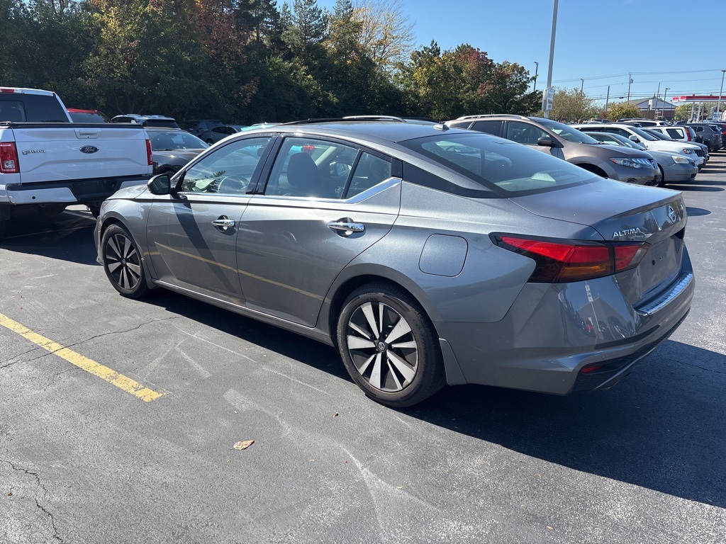 2019 Nissan Altima 2.5 SV photo 4