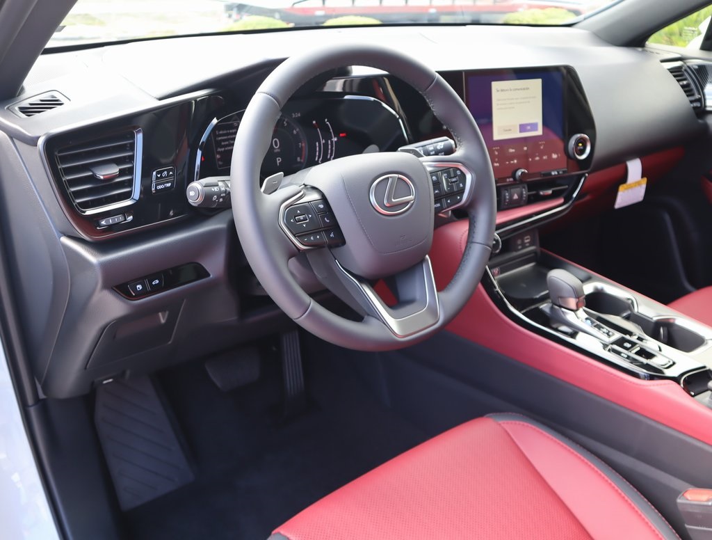 2025 Lexus NX 250 photo 24