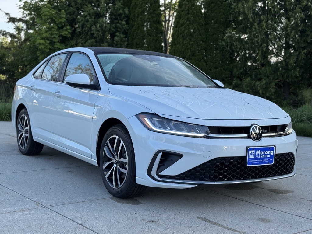 2025 Volkswagen Jetta SE's photo