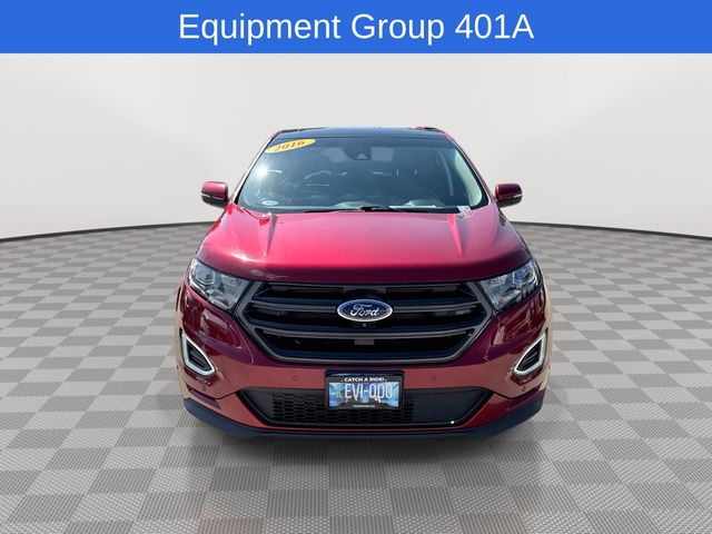 2016 Ford Edge Sport photo 3