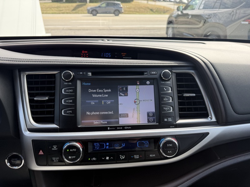 2017 Toyota Highlander XLE photo 12