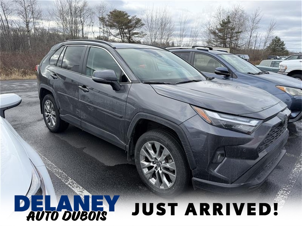 2023 Toyota RAV4 XLE Premium