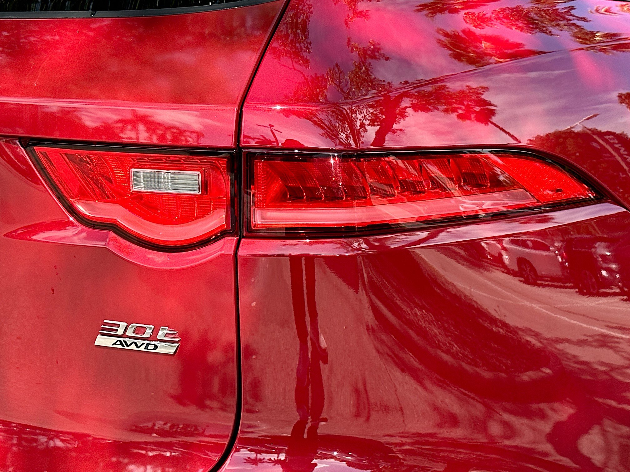 2018 Jaguar F-PACE R-Dynamic SE photo 27