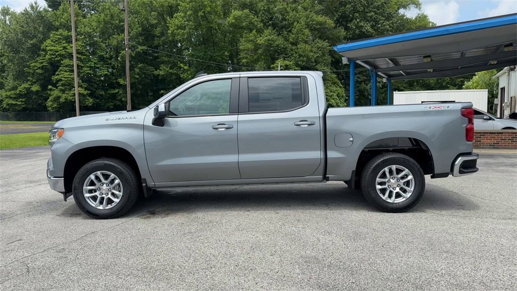 2025 Chevrolet Silverado 1500 LT photo 6