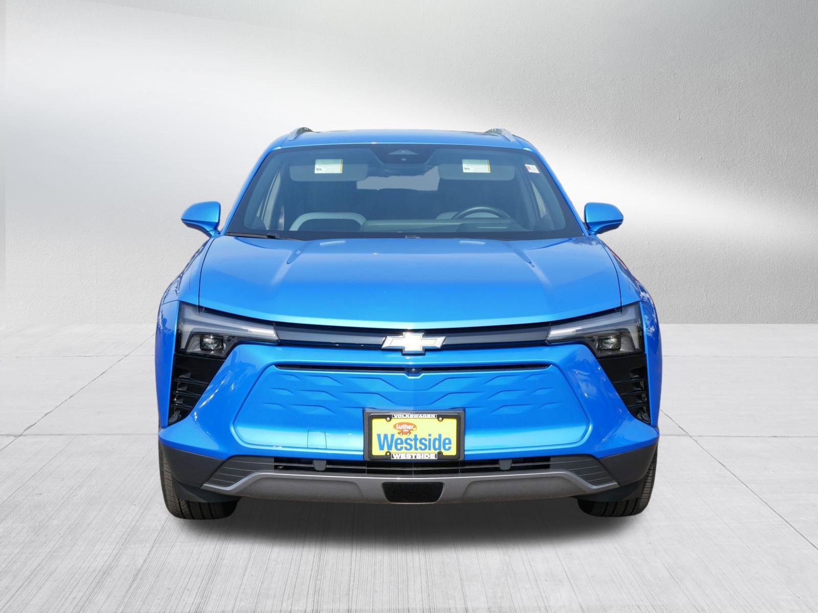 Used 2024 Chevrolet Blazer EV LT with VIN 3GNKDBRJ8RS194603 for sale in St. Louis Park, MN