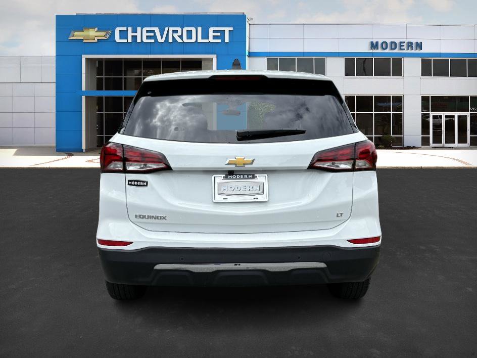 2023 Chevrolet Equinox LT photo 3