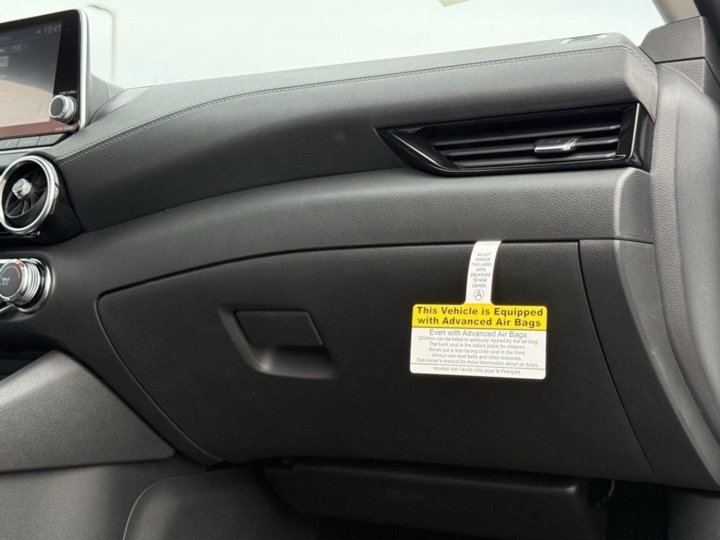 2025 Nissan Sentra SV photo 27