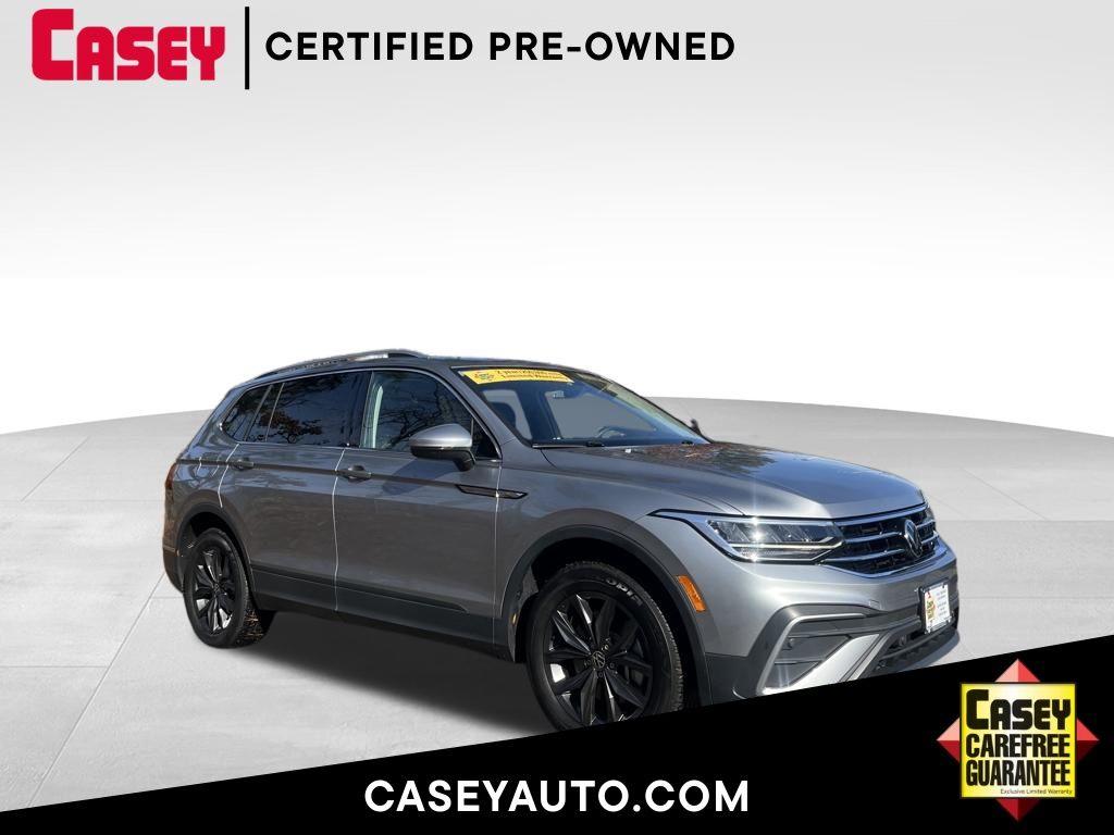 2024 Volkswagen Tiguan SE's photo