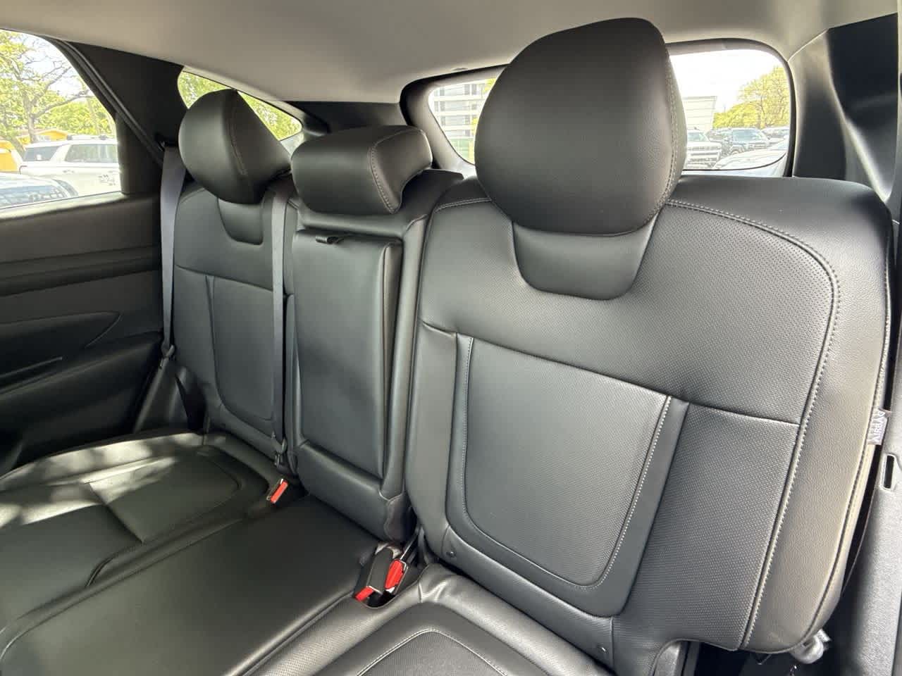 2025 Hyundai Tucson SEL Convenience photo 19