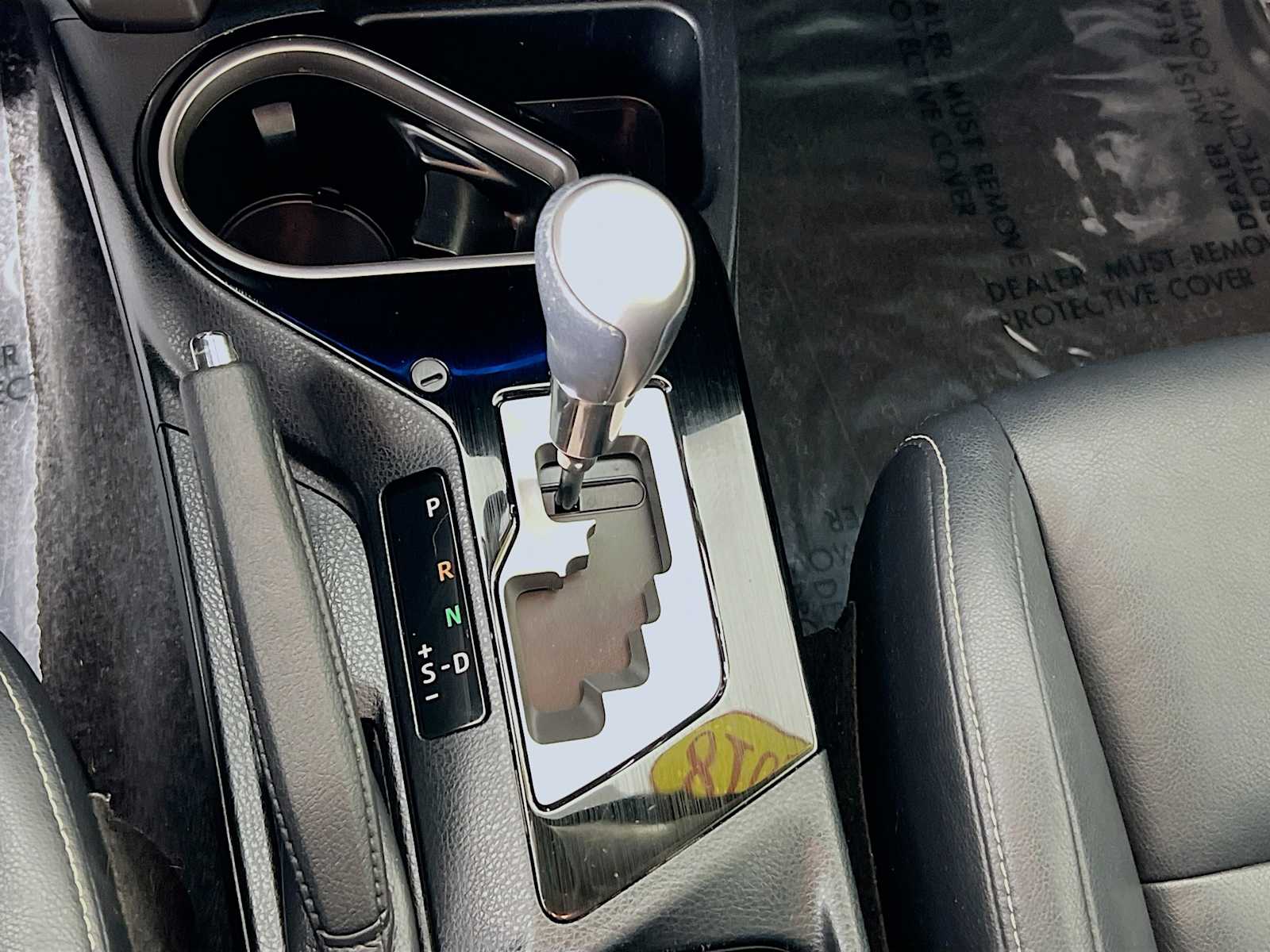 2018 Toyota RAV4 Hybrid Limited photo 16