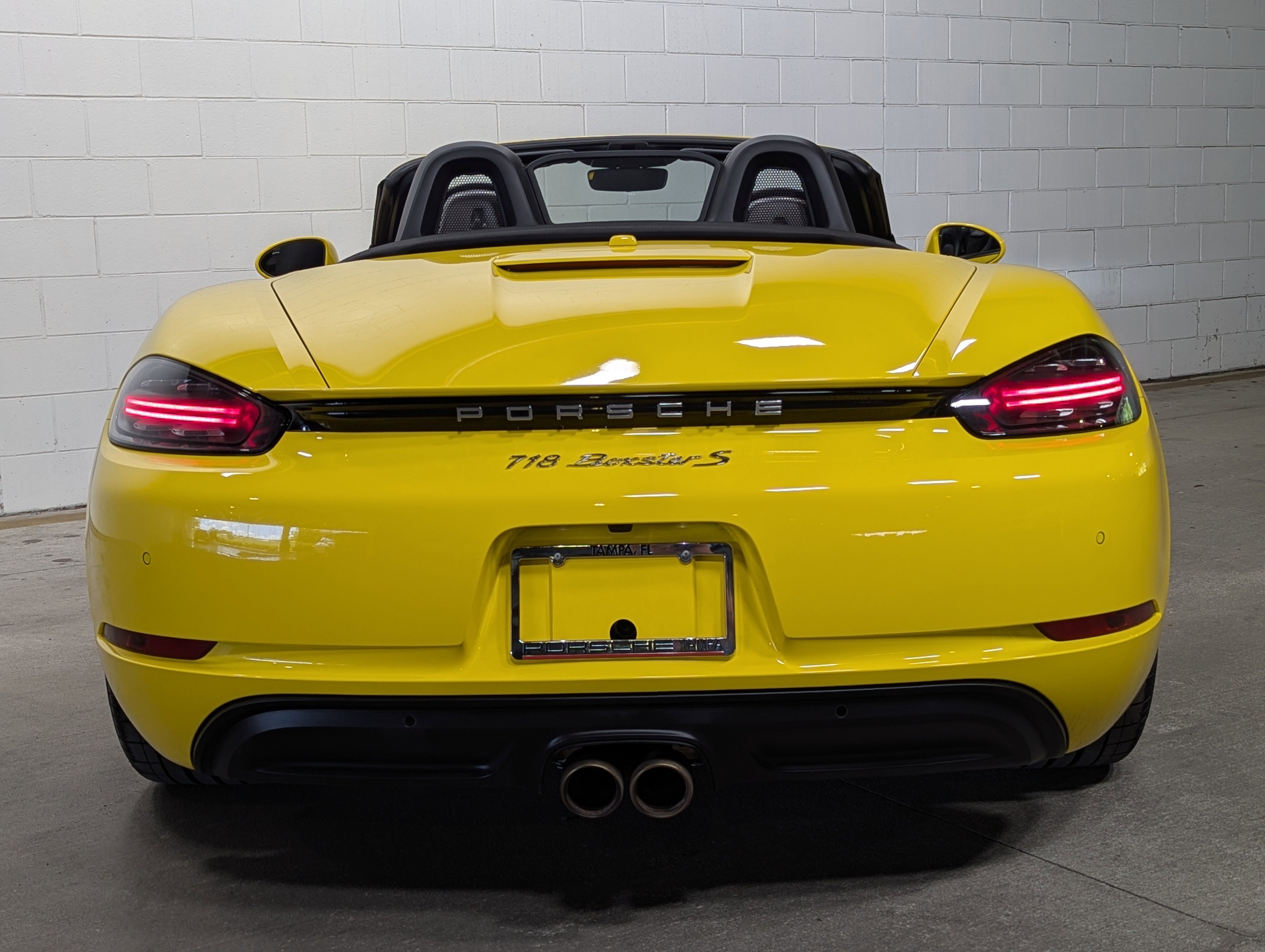 2024 Porsche Boxster S photo 3