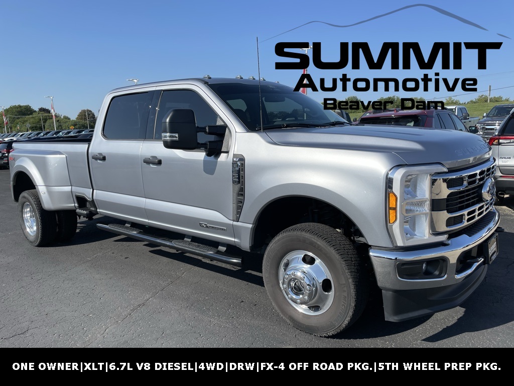 2024 Ford F-350 Super Duty XLT's photo