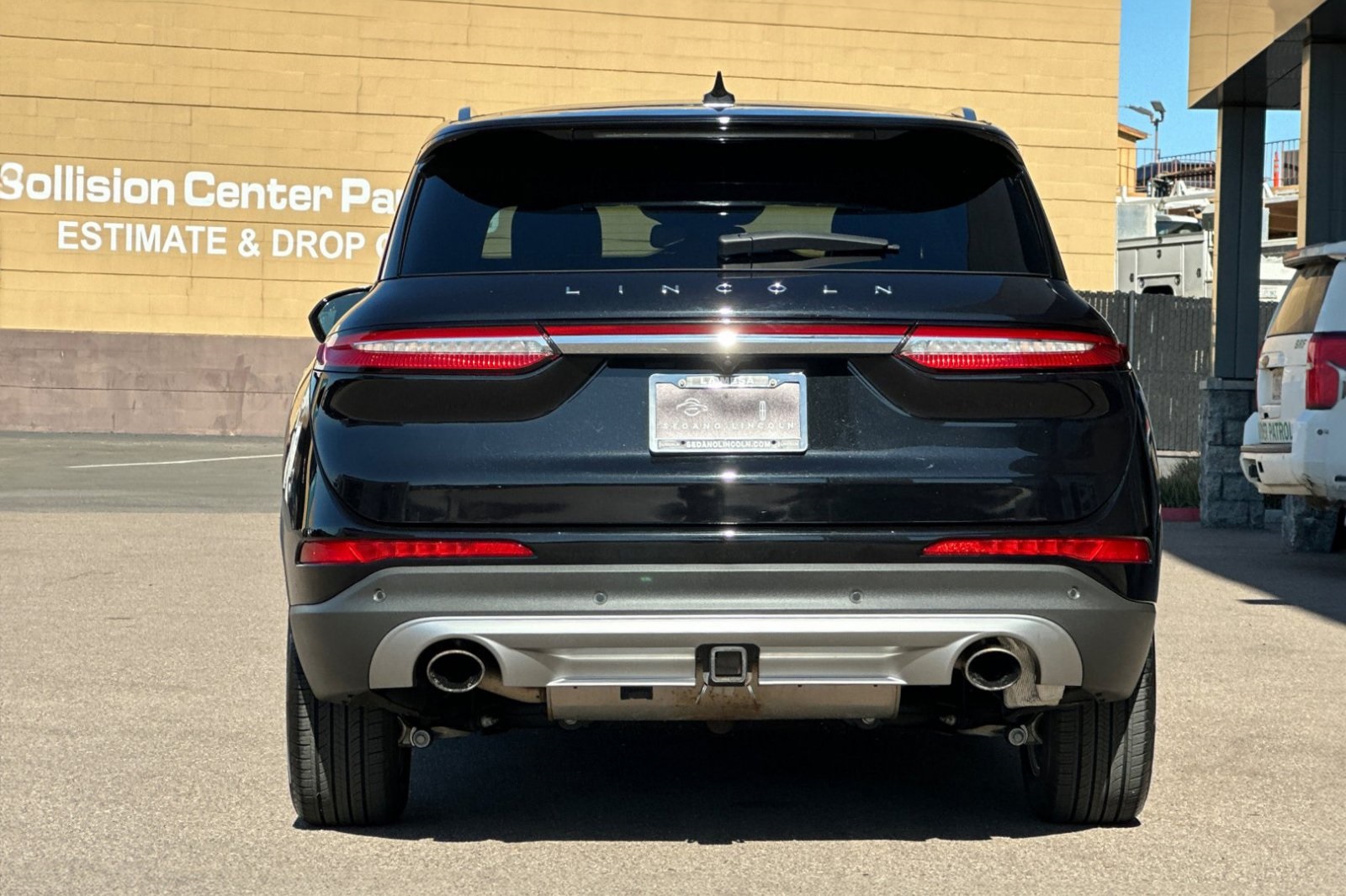 2021 Lincoln Corsair Standard photo 4