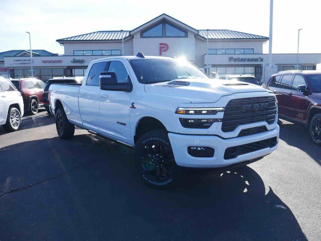 2026 RAM Ram 3500 Pickup Laramie's photo