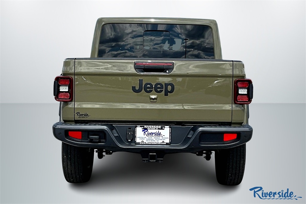 2025 Jeep Gladiator Sport S photo 4