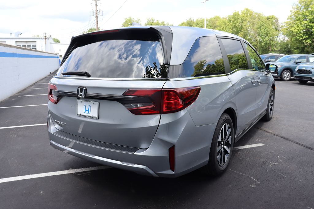 2026 Honda Odyssey EX-L photo 4