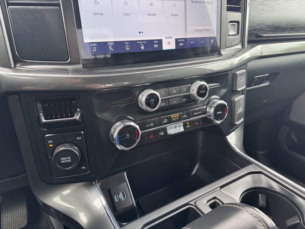 2023 Ford F-150 XLT photo 22