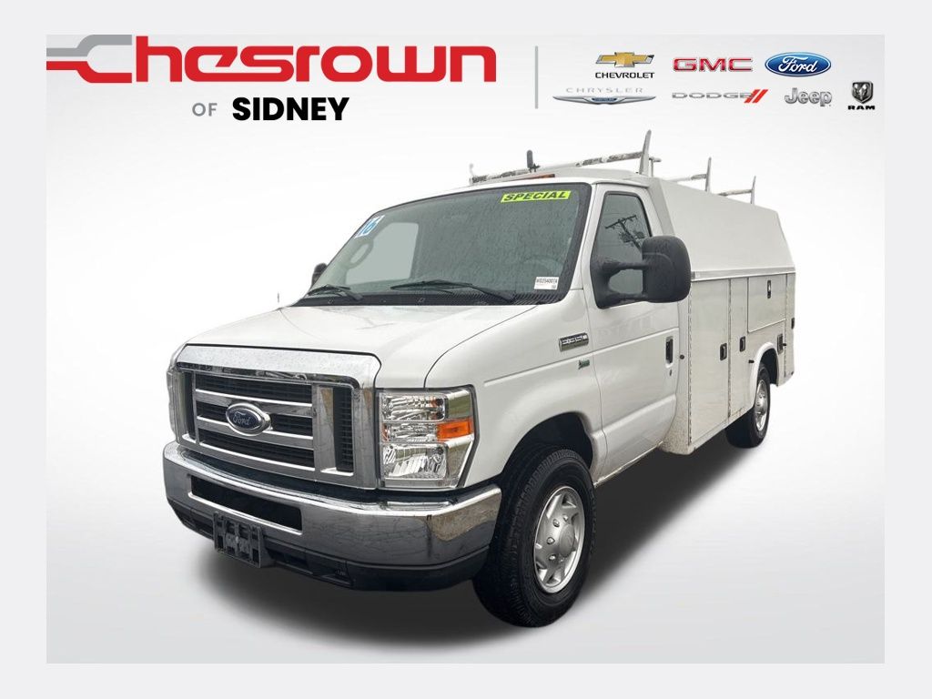 2016 Ford E-Series Cutaway Base's photo