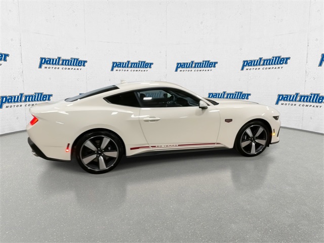 2025 Ford Mustang GT Premium photo 12