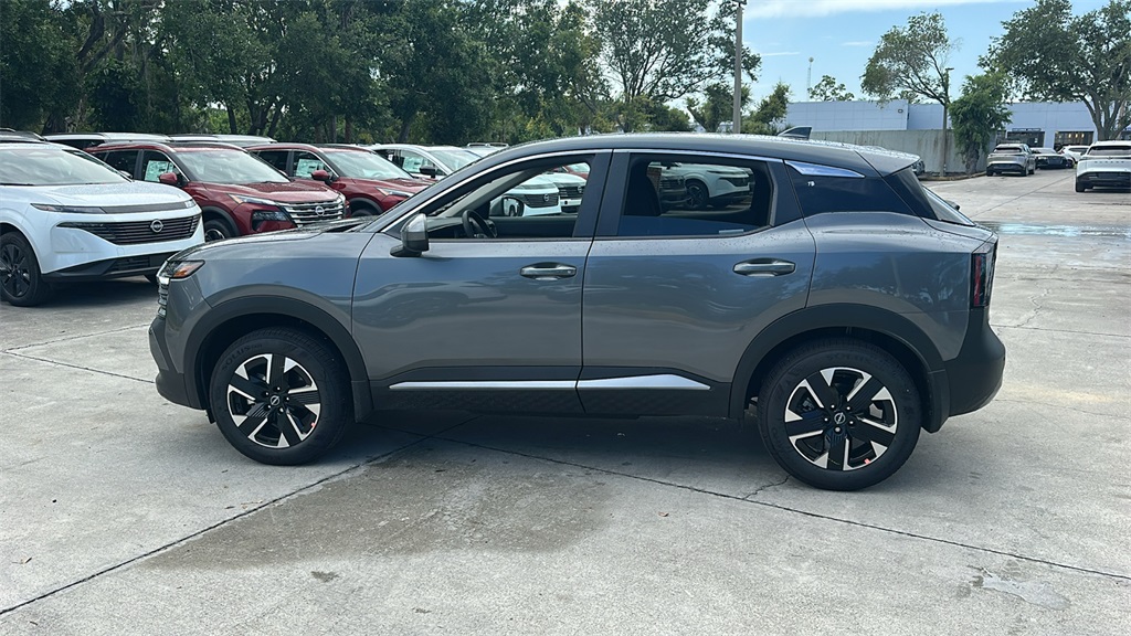 2025 Nissan Kicks SV photo 2
