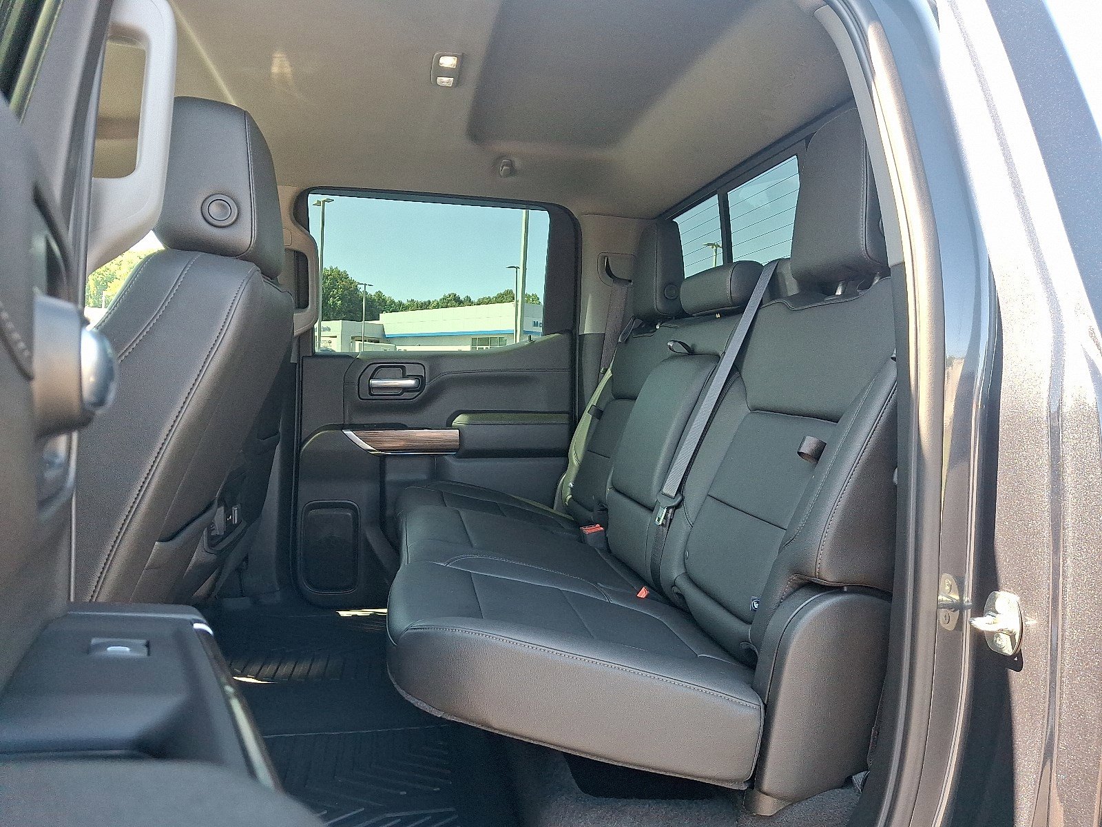 2022 Chevrolet Silverado 1500 RST photo 10