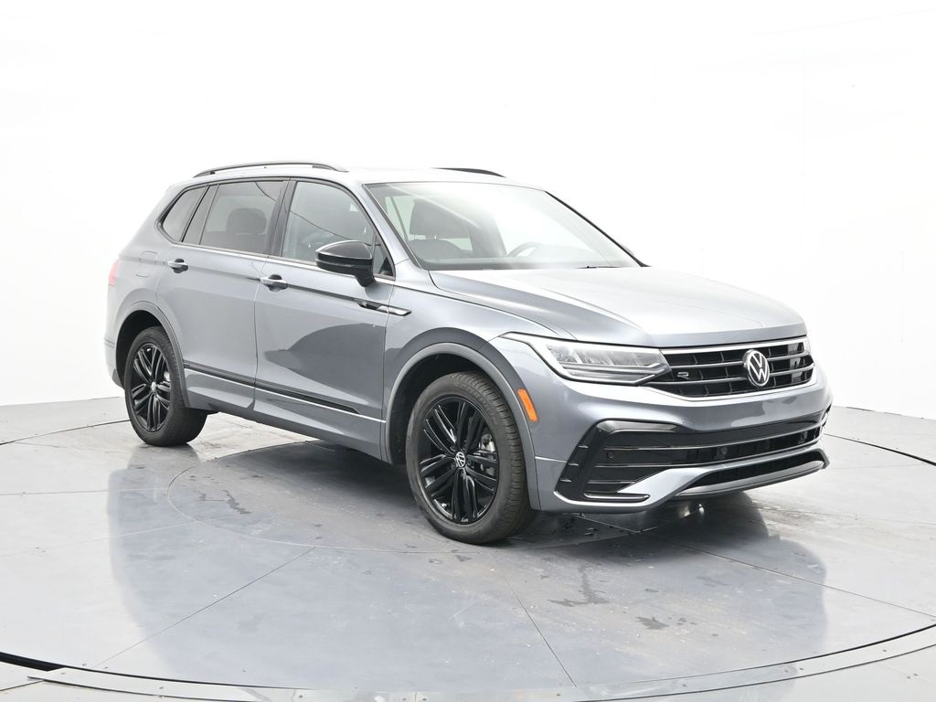 2022 Volkswagen Tiguan SE R-Line Black photo 4