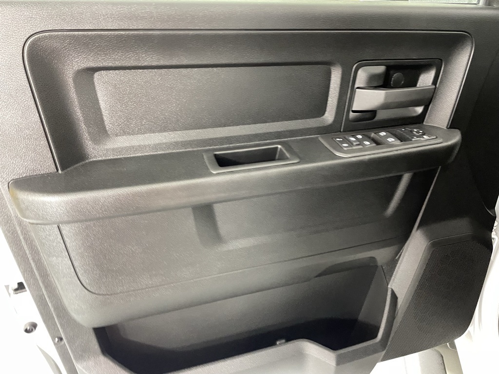 2026 Ram 2500 Tradesman photo 16