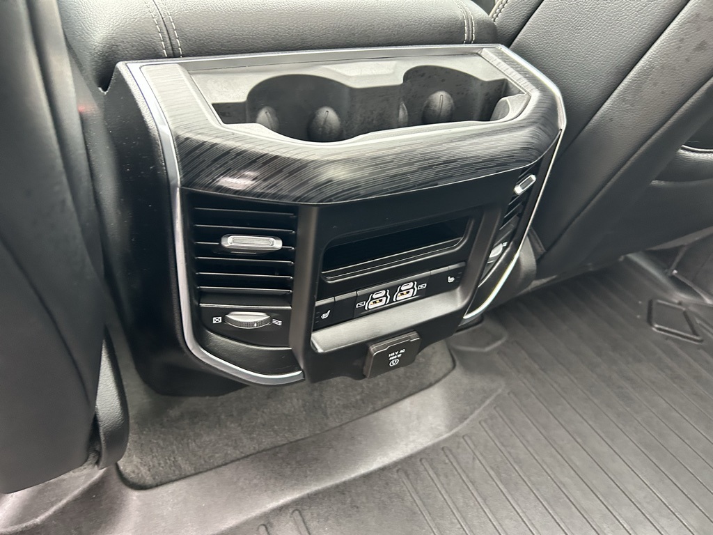 2024 Ram 1500 Laramie photo 27