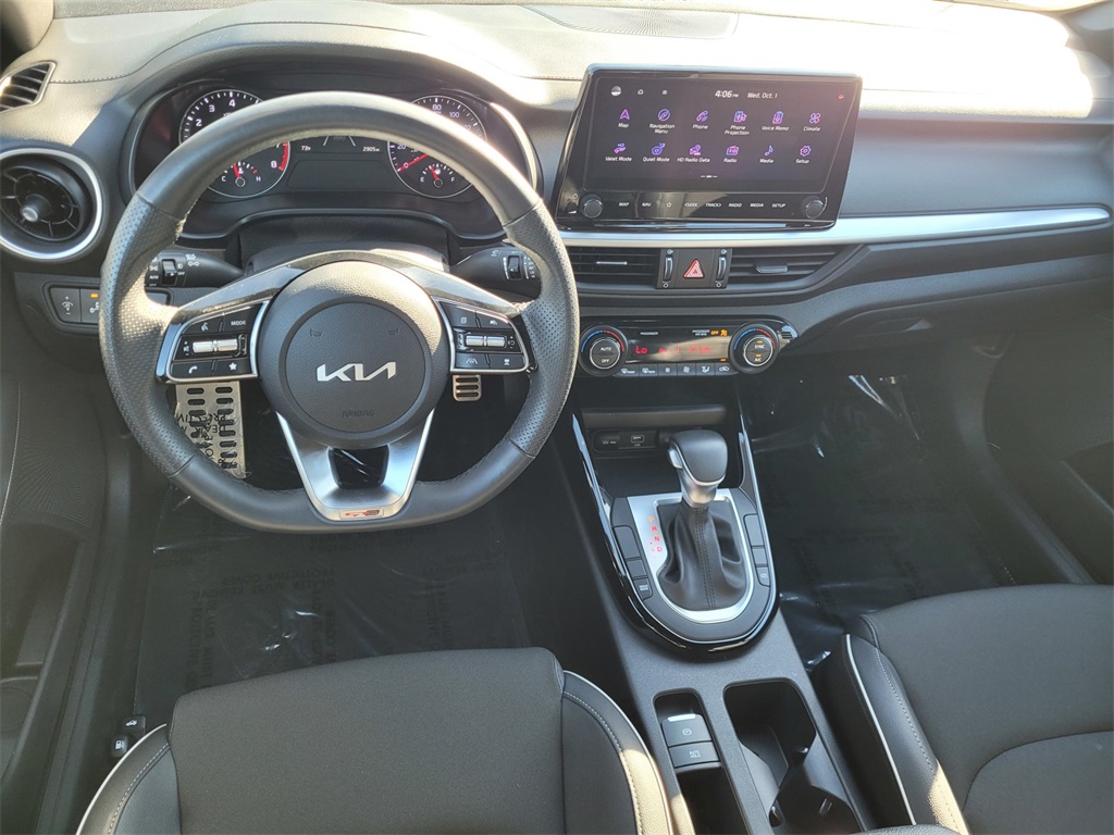 2024 Kia Forte GT-Line photo 31