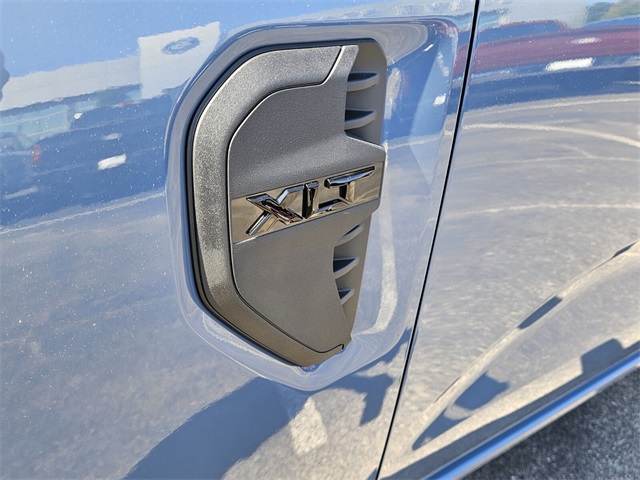 2025 Ford Ranger XLT photo 11