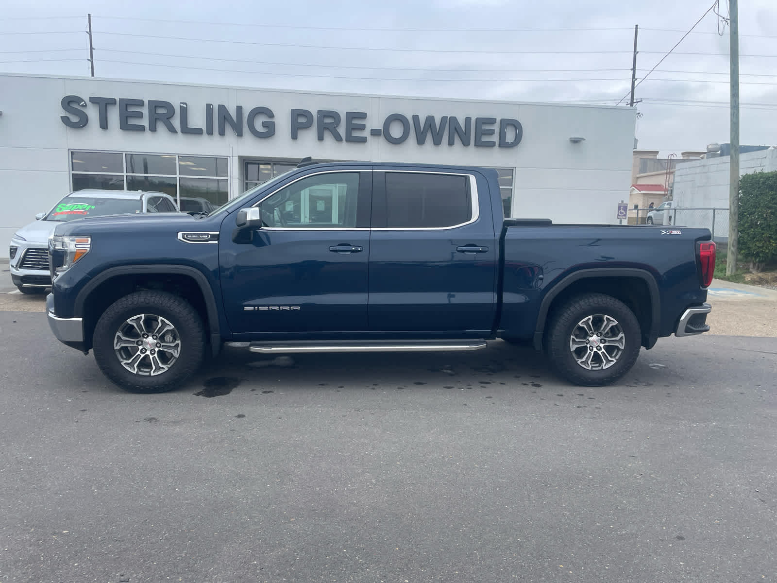 2020 GMC Sierra 1500 SLE's photo