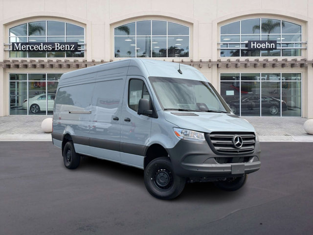 2025 Mercedes-Benz Sprinter Cargo Van Base's photo