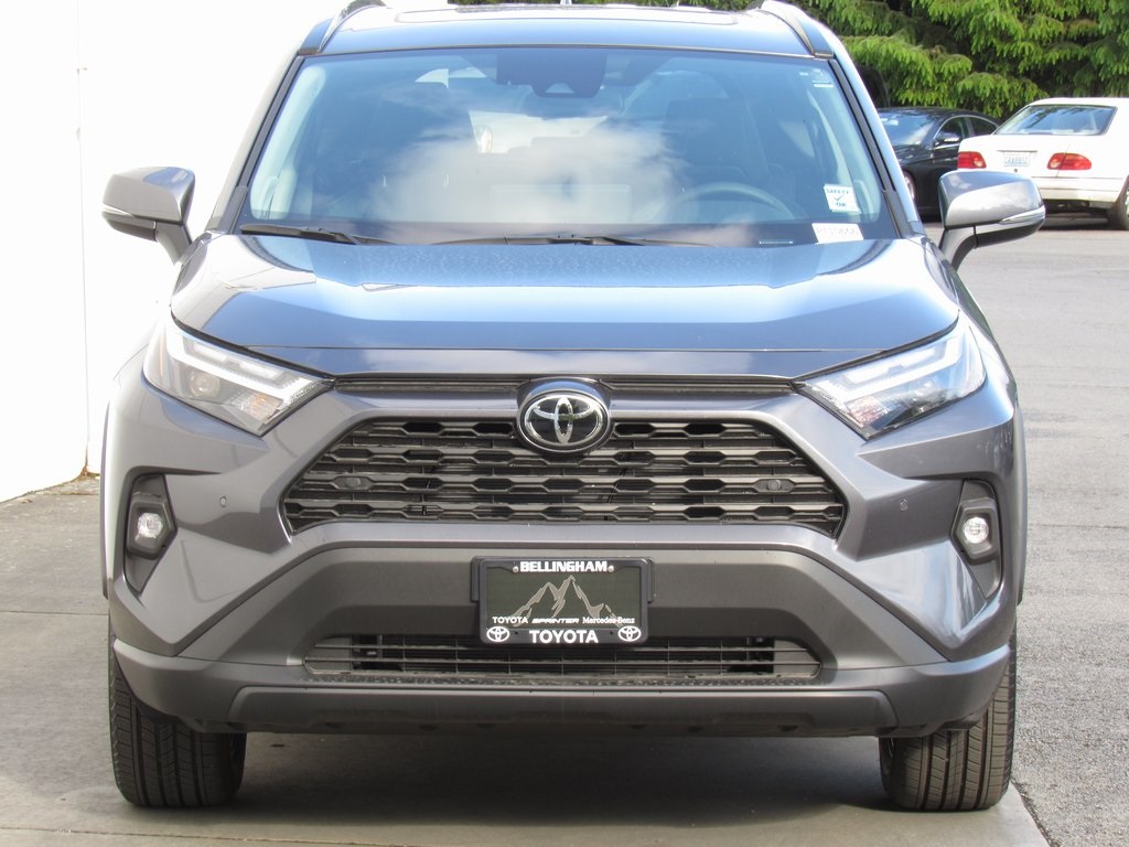 2025 Toyota RAV4 XLE Premium photo 2