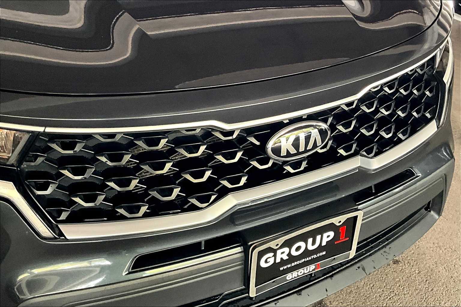 2021 Kia Sorento LX photo 28