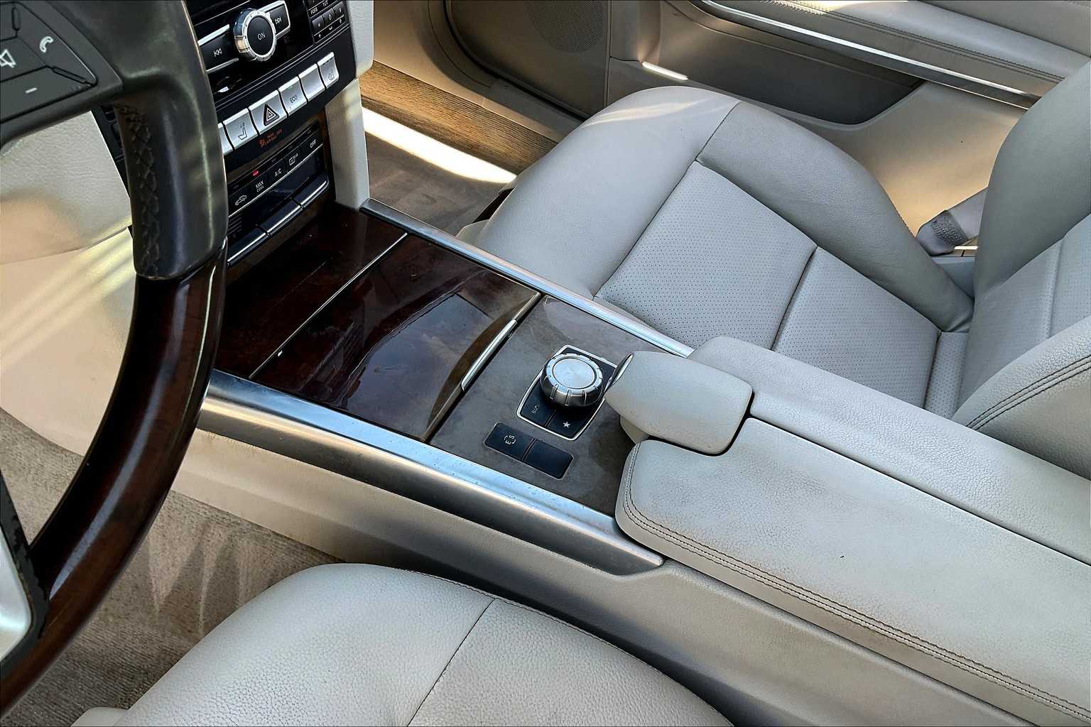2014 Mercedes Benz E 350 photo 13