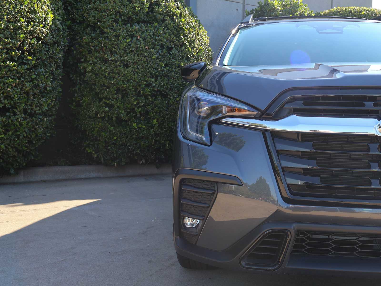 2025 Subaru Ascent Limited photo 3