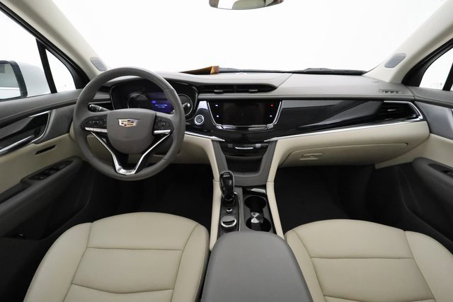 2025 Cadillac XT6 Premium Luxury photo 5