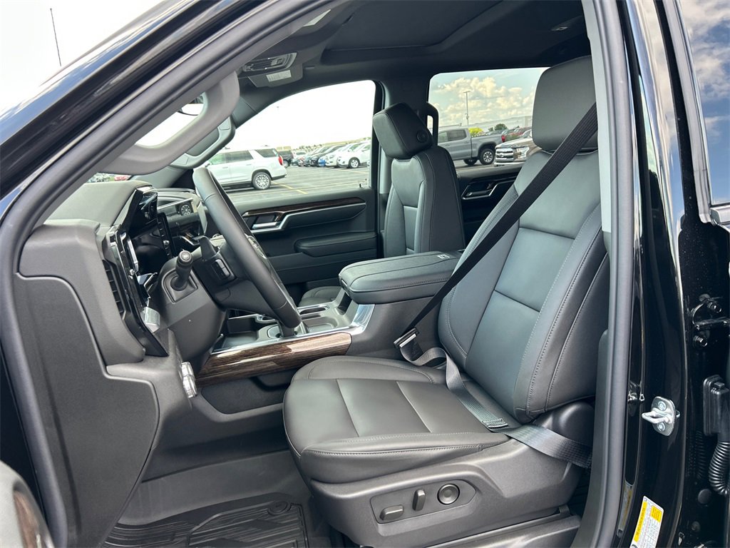 2026 GMC SIERRA - Image 15