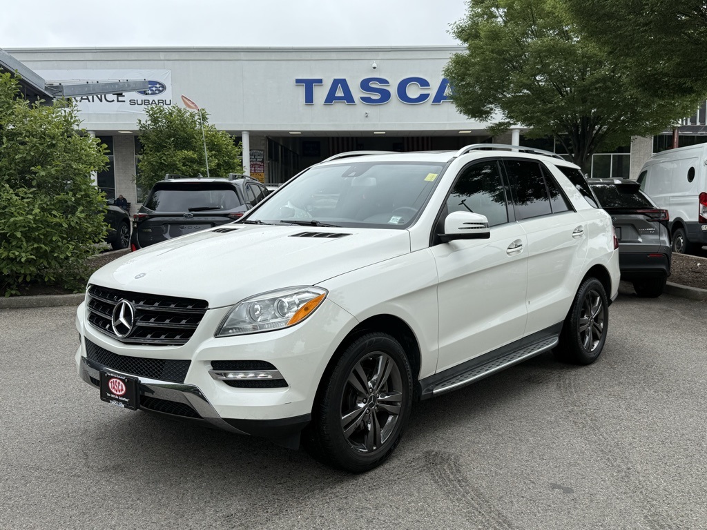 Used 2015 designo Diamond White Metallic Mercedes-Benz ML 350 image 1