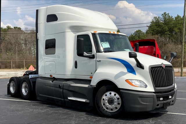 2021 International LT625 6x4 