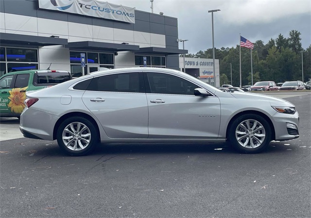 2022 Chevrolet Malibu 1LT photo 3